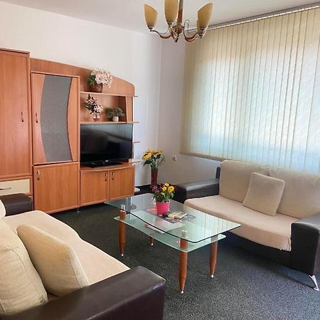 Hotel Tedi 阿塞诺夫格勒 外观 照片