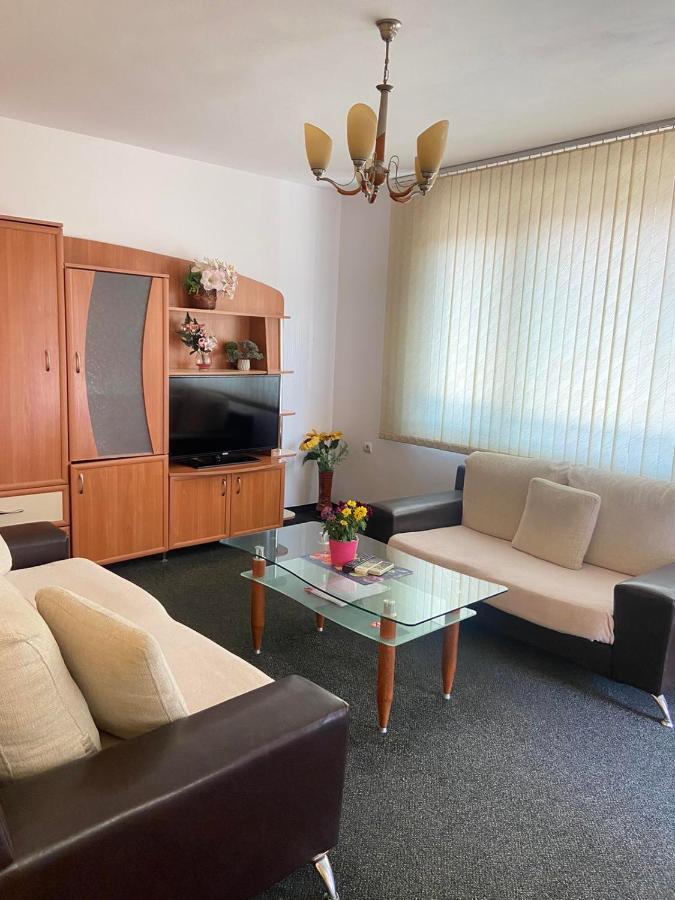 Hotel Tedi 阿塞诺夫格勒 外观 照片